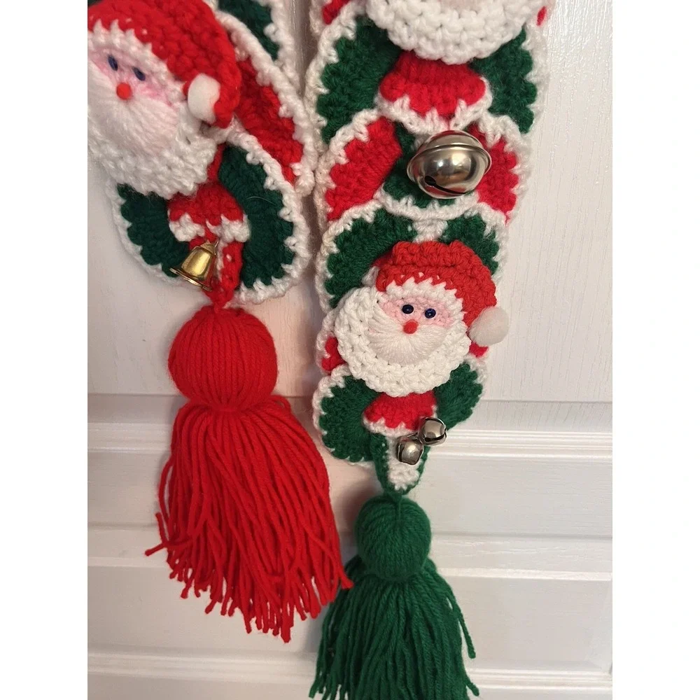 Vintage‎ 60s Handmade Crocheted Santa  Wall Hanger Red Green Tassle 4 x 31